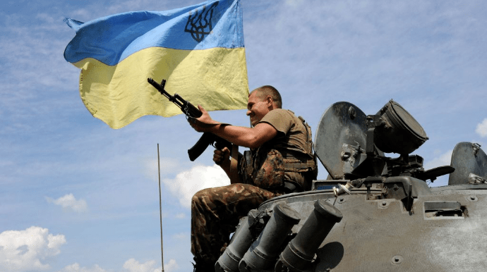 Ukrainian Armed Forces destroy 4 Russian ammunition depots in Kherson Oblast