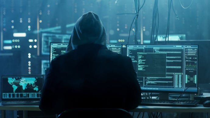 Украинский хакер создал мощную сеть фишеров: пострадали банки 11 стран