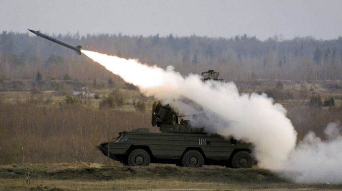 Explosions in Khmelnytskyi Oblast, air defence operating