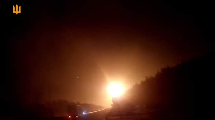 Ukrainian Ground Forces shoot down Russian cruise missile with machine gun – video