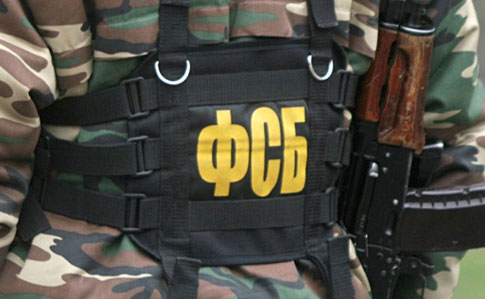 У ФСБ РФ заявили про затримання двох українців на адмінкордоні Криму