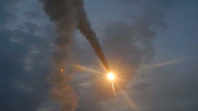 Кіровоградщина: росіяни вдарили ракетами по аеродрому в Олександрії