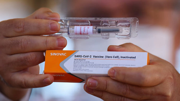 Турция заявила об эффективности китайской вакцины Sinovac на 91%