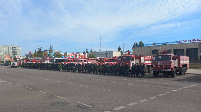 В Енергодарі рятувальники протестували через викрадення їхнього начальника, їх розігнали