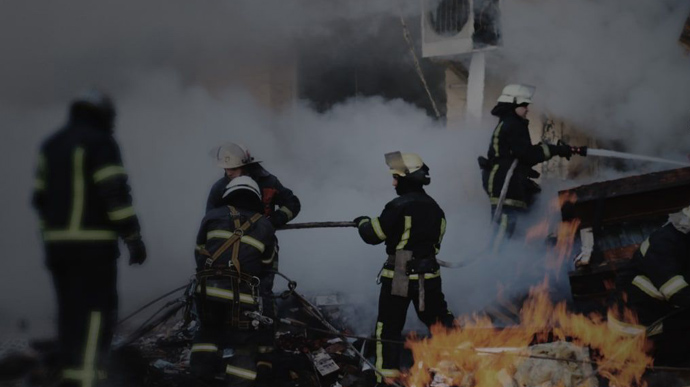 Окупанти обстріляли Харків – сталося 8 пожеж  