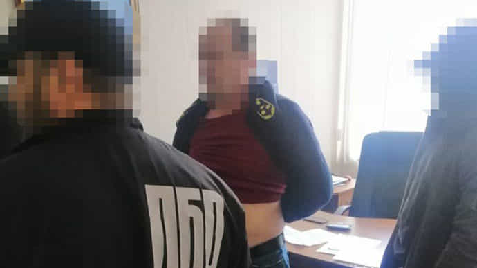 Должностных лиц Одесской таможни поймали на систематических взятках