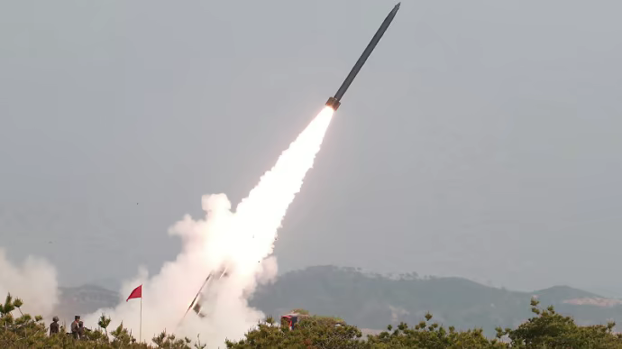 Северная Корея выпустила несколько крылатых ракет в море