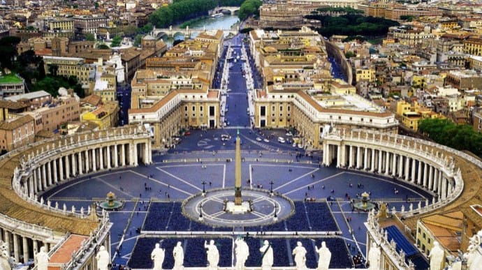 Ватикан на фоне скандалов проводит ревизию своих активов ценой в миллиарды евро - AFP
