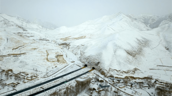 20 людей загинули під час гірського марафону в Китаї 