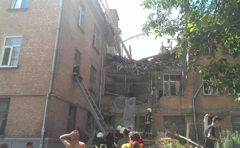 От взрыва дома в Киеве погибли 2 человека - МВД