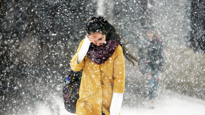 В Украину снова идет снег и похолодание