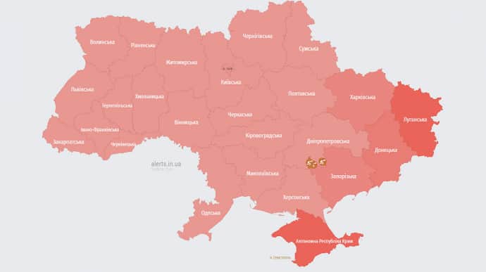 По всій Україні лунала тривога: в Росії злітав МіГ