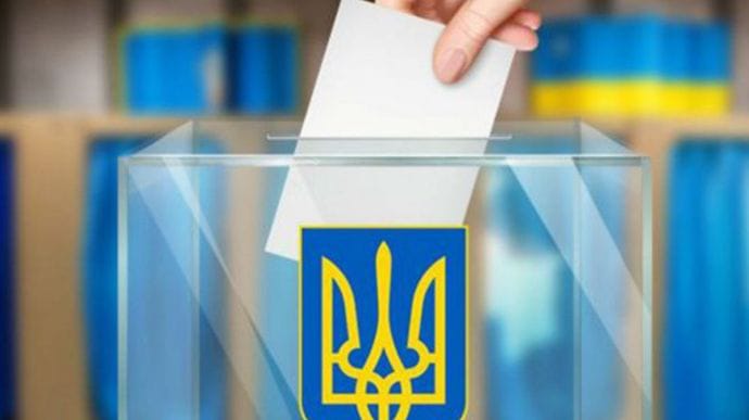Более половины украинцев хотят новую Раду и новый Кабмин