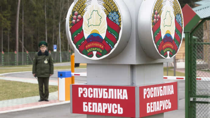 Жителі прикордонних районів України зможуть і далі їздити в Білорусь за внутрішніми паспортами