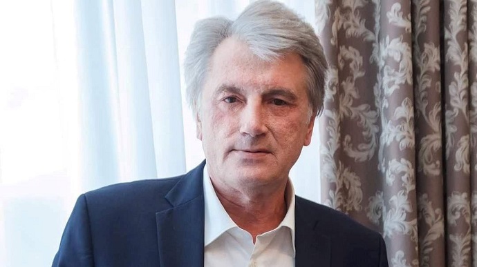 Ющенко назвав кілька сценаріїв закінчення війни