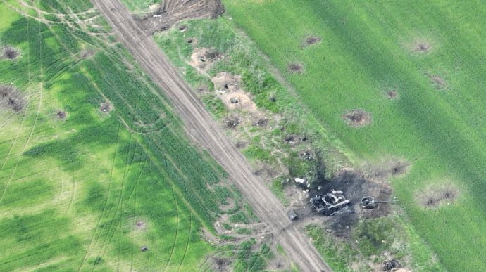На сході ЗСУ знищили 38 одиниць ворожої техніки, відбито 9 атак