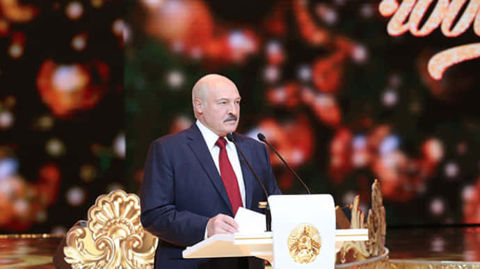 Лукашенко заявив про перемогу над коронавірусом у Білорусі