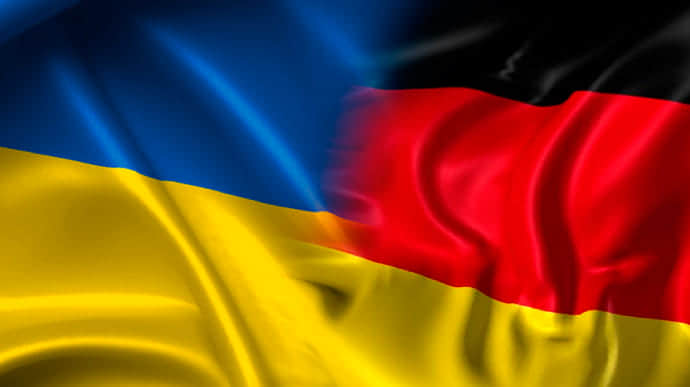 Німеччина збирається виділяти Україні по €5 млрд військової допомоги щороку – міністр