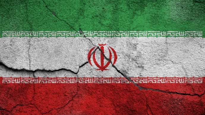 Виробники Шахедів, металургія та автопромисловість: США та Британія ввели санкції проти Ірану