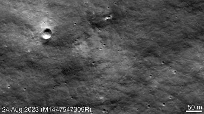 NASA опублікувала знімки місця падіння російської Луни 