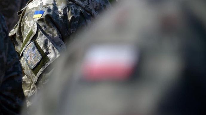 Уряд Польщі схвалив військову допомогу для України: ПЗРК та боєприпаси