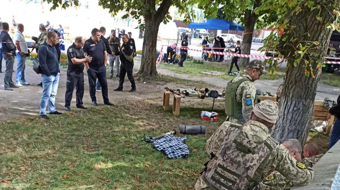 У центрі Чернігова на виставці спрацював гранатомет: постраждали 4 дітей 