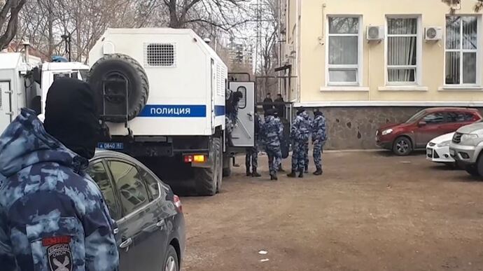 Российские спецслужбы говорят, что задержали участника блокады оккупированного Крыма