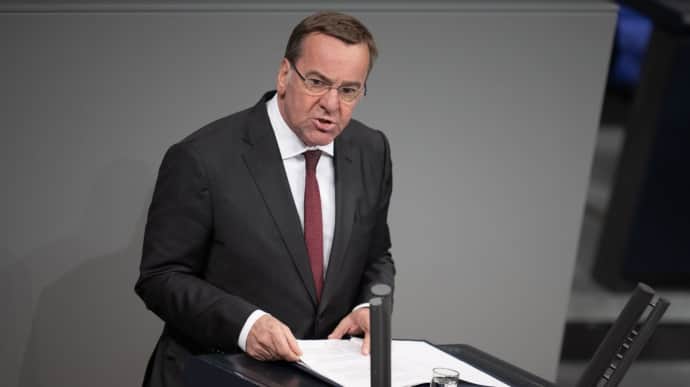 Министр обороны Германии: Политического решения об отправке Taurus в Украину нет