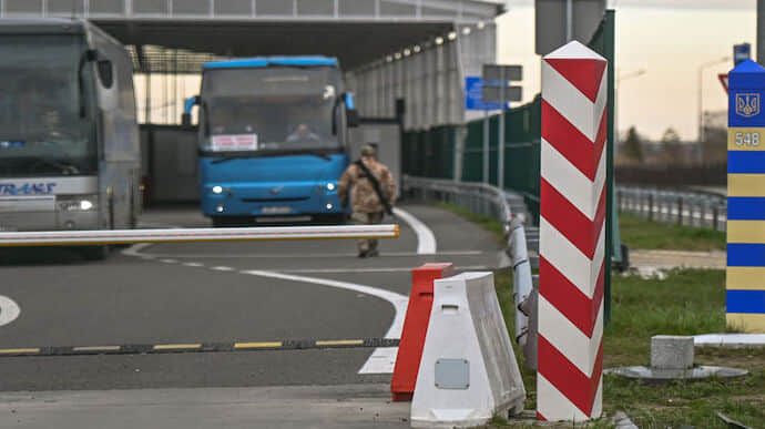 Польські перевізники хочуть перекрити кордон з Україною до кінця року