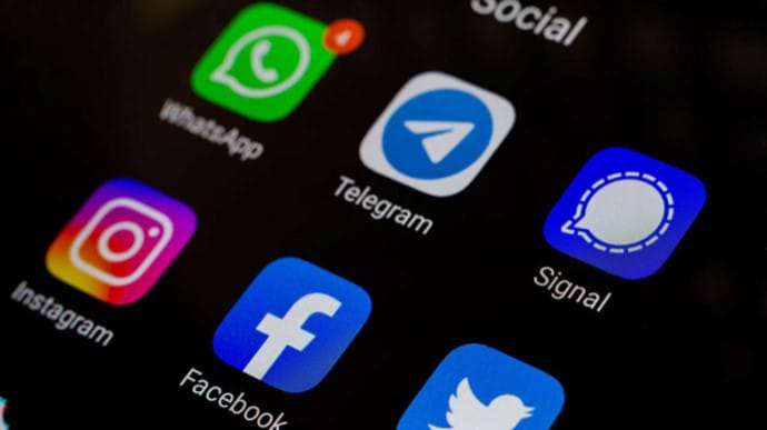Российский суд наложил очередные штрафы на Facebook и Telegram