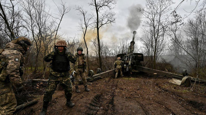 Ukrainian defenders kill about 500 occupiers and destroy 4 tanks in a day