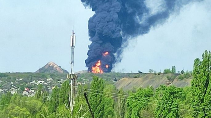 Oil depot on fire in Russian-occupied Makiivka, Donetsk Region