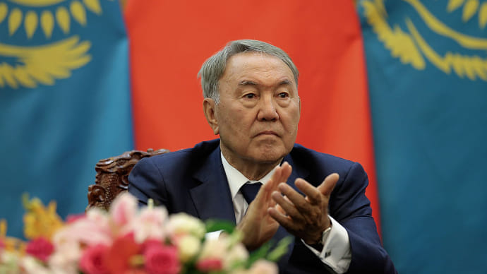 Назарбаєва позбавили влади в Казахстані: президент підписав закон