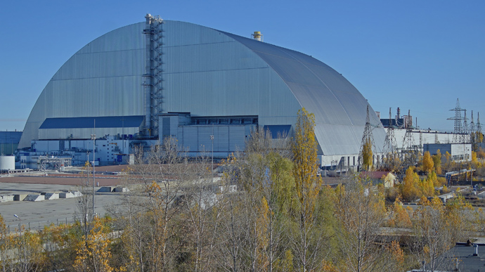 У Зоні відчуження помітили ворожий танк: рухався до Чорнобиля 