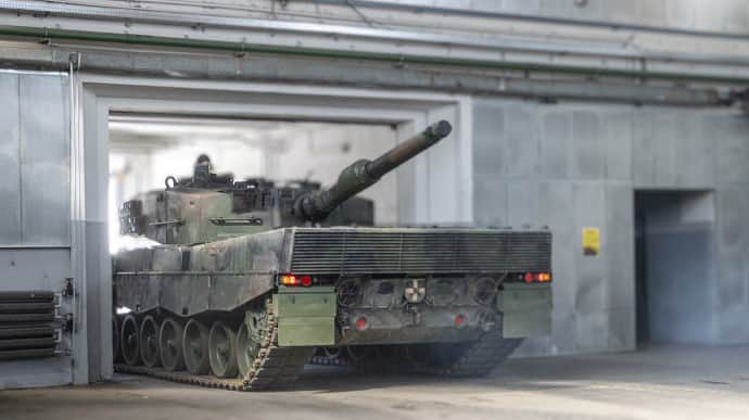 Україна отримала від Польщі перші танки Leopard після ремонту