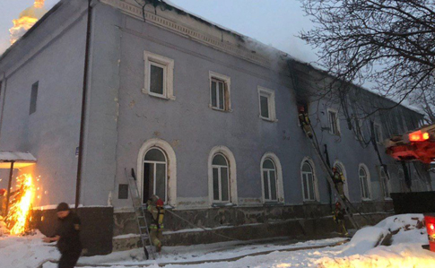 У Києво-Печерській лаврі спалахнула пожежа
