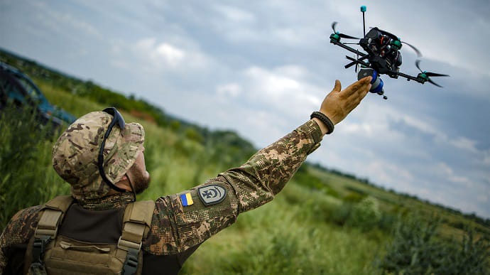 Армія дронів за тиждень вразила 66 одиниць техніки ворога