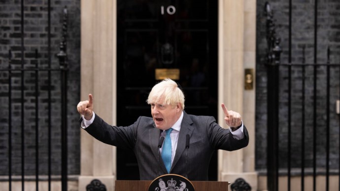 У прощальній промові Джонсон натякнув, що може знову стати прем'єром Британії