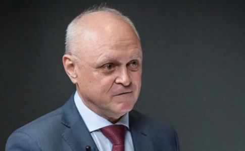 У Зеленского прокомментировали назначение Порошенко нового командующего ООС