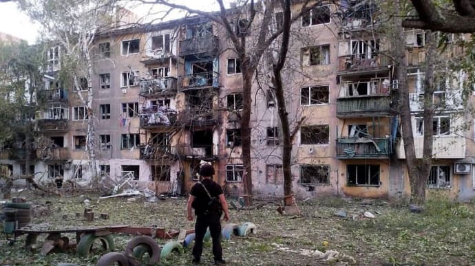 Russians kill two and injure four residents of Donetsk Oblast during day