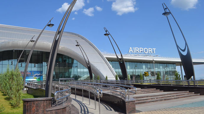 Аеропорт російського Бєлгорода атакував безпілотник із бомбою – росЗМІ  