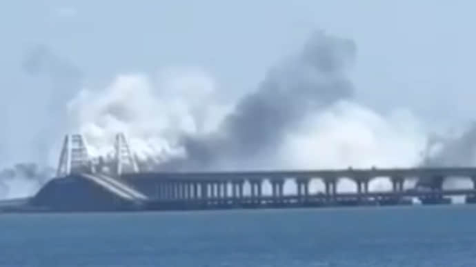 Russians explain Crimean Bridge being covered in smoke as caused by air defence