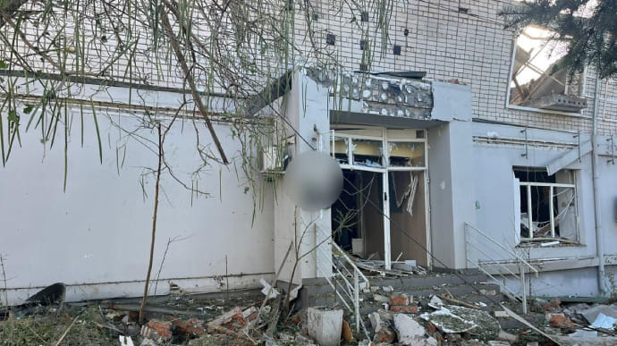 Russians attack Kherson Oblast again, killing and injuring civilians