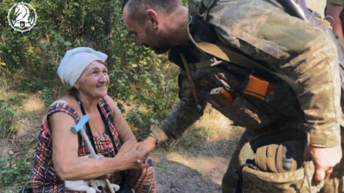 Ukrainian defenders enter Robotyne, evacuate civilians – Defence Ministry 