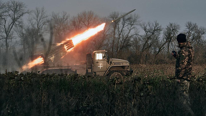 Armed Forces of Ukraine kill 550 Russian soldiers and destroy 1 invaders’ plane in a day