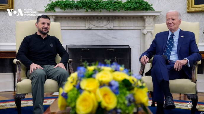 Zelenskyy meets with Biden at White House