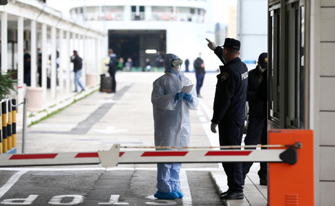 Лидеры стран ЕС согласились закрыть внешние границы для борьбы с коронавирусом