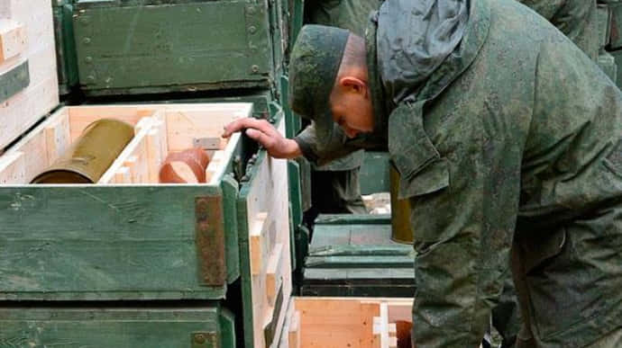 РФ перебросила на Донбасс более 20 грузовиков с боеприпасами - разведка