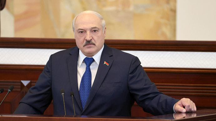 Лукашенко приписывает Протасевичу кровавый мятеж и говорит о неонацизме