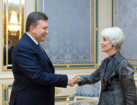 Янукович и Шерман
